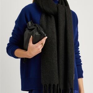 (New) Vince FringedAlpaca-blend Scarf- Black - One Size